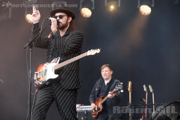 GAZ COOMBES - 2023-08-27 - SAINT CLOUD - Domaine National - Scene de la Cascade - Gareth Michael Coombes